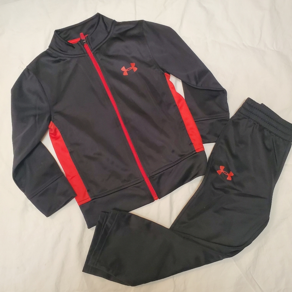 Under Armour Boys 2-piece Long Sleeve Jumpsuit Black and Red Size 4